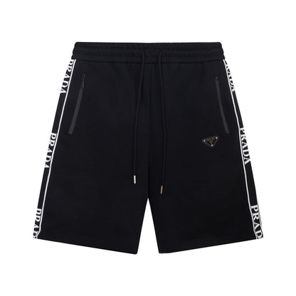 Metal Label Embroidery Shorts